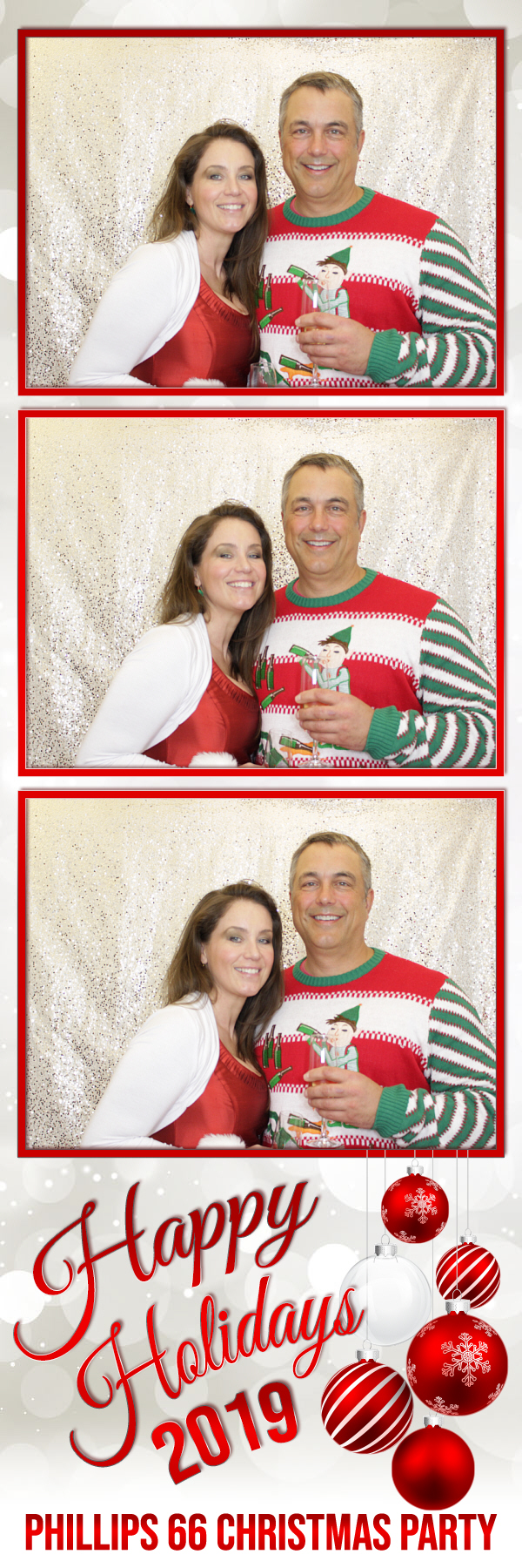 Phillips 66 Christmas Party | View more photos from the event at gallery.photoboothbillings.com/u/PhotoBoothBillings/Phillips-66-Christmas-Party